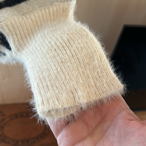 Sweater poncho - Picture 10 of 10